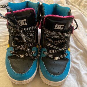 DC Rebound SE Mid Rise Skate Shoe Kids size 6.5